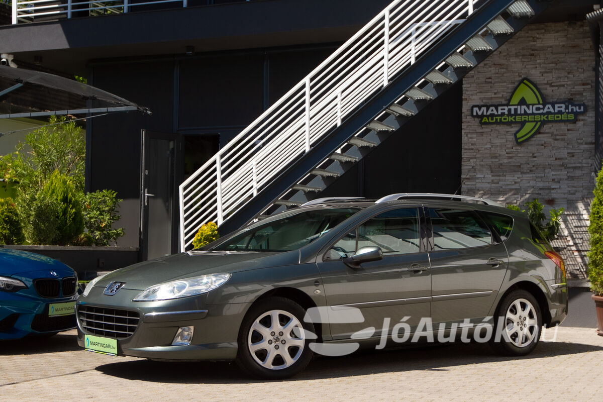 PEUGEOT 407