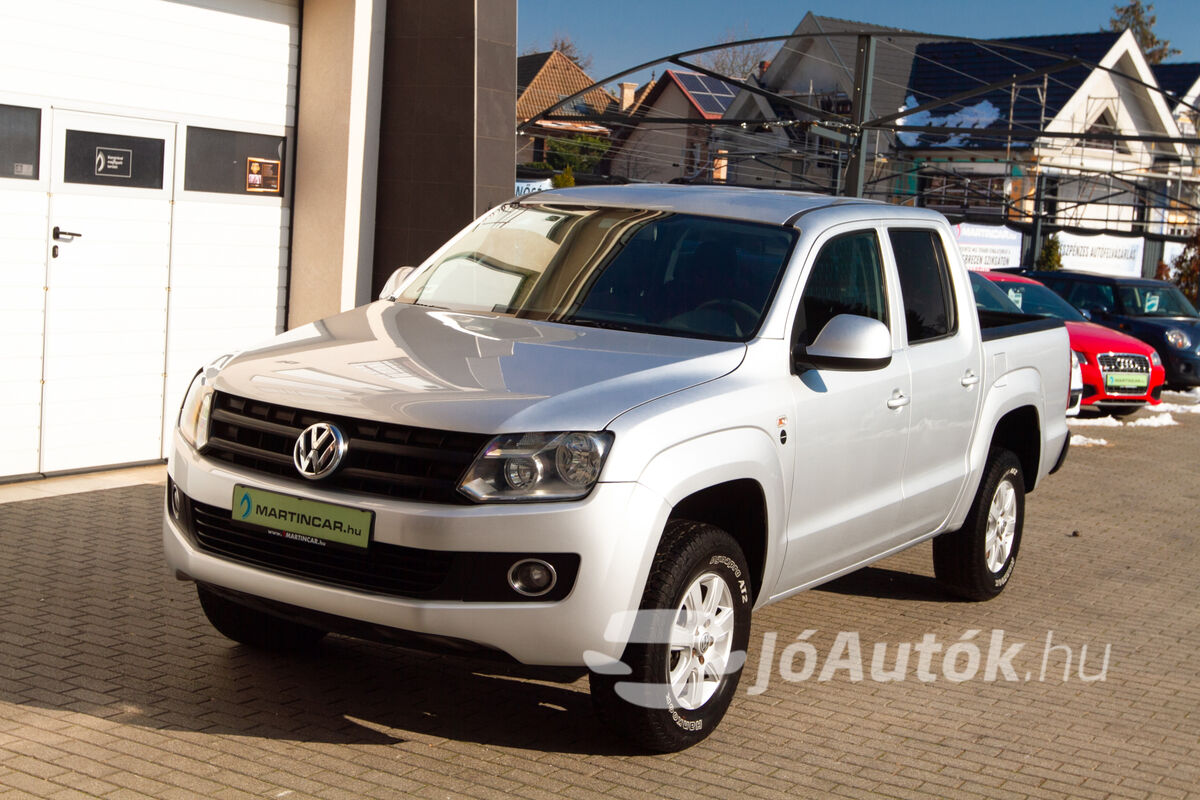 VOLKSWAGEN Amarok