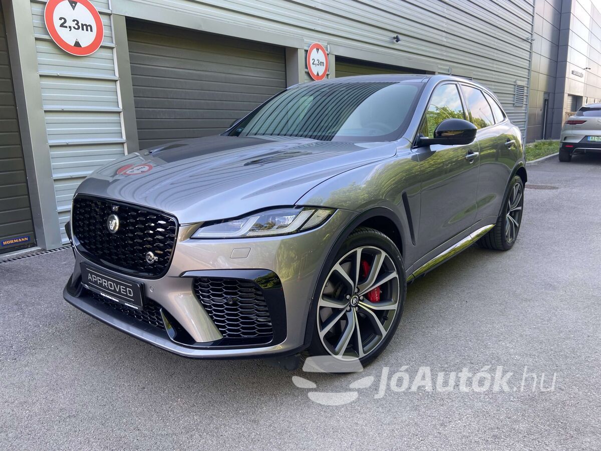 JAGUAR F-PACE