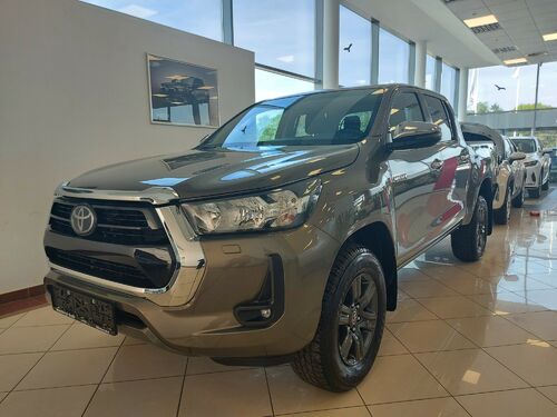 j TOYOTA HILUX r s k szlet inf k